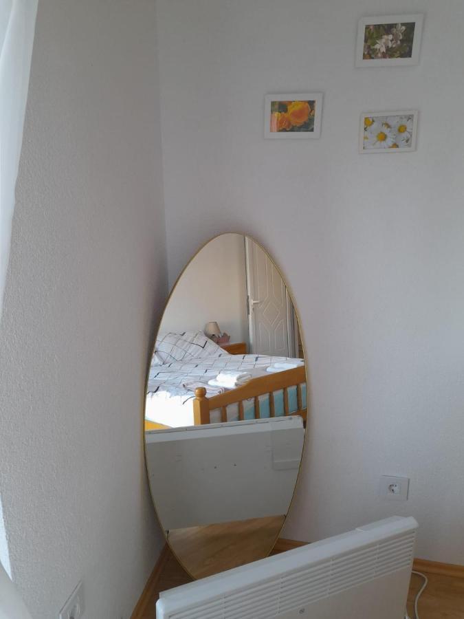 Guest House Lona Golubac Extérieur photo